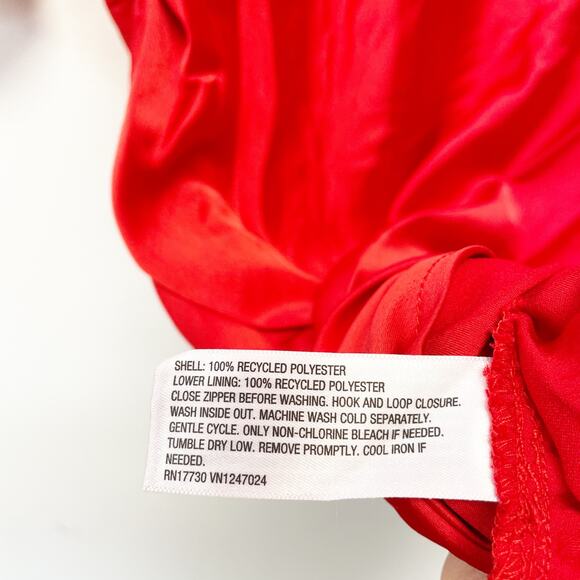 Future Collective Women's Holiday Long Sleeve Rosette Mini Dress Red Size 4 - Picture 6 of 6